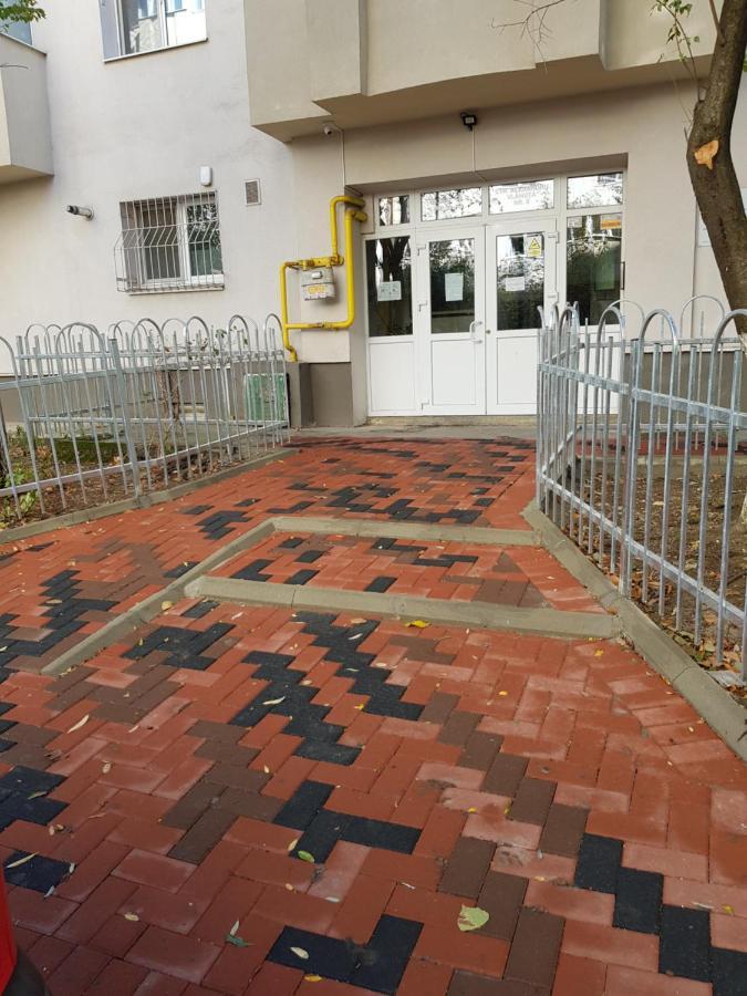 Ferienwohnung Centrul Vechi Bucuresti Biblioteca Nationala Exterior foto